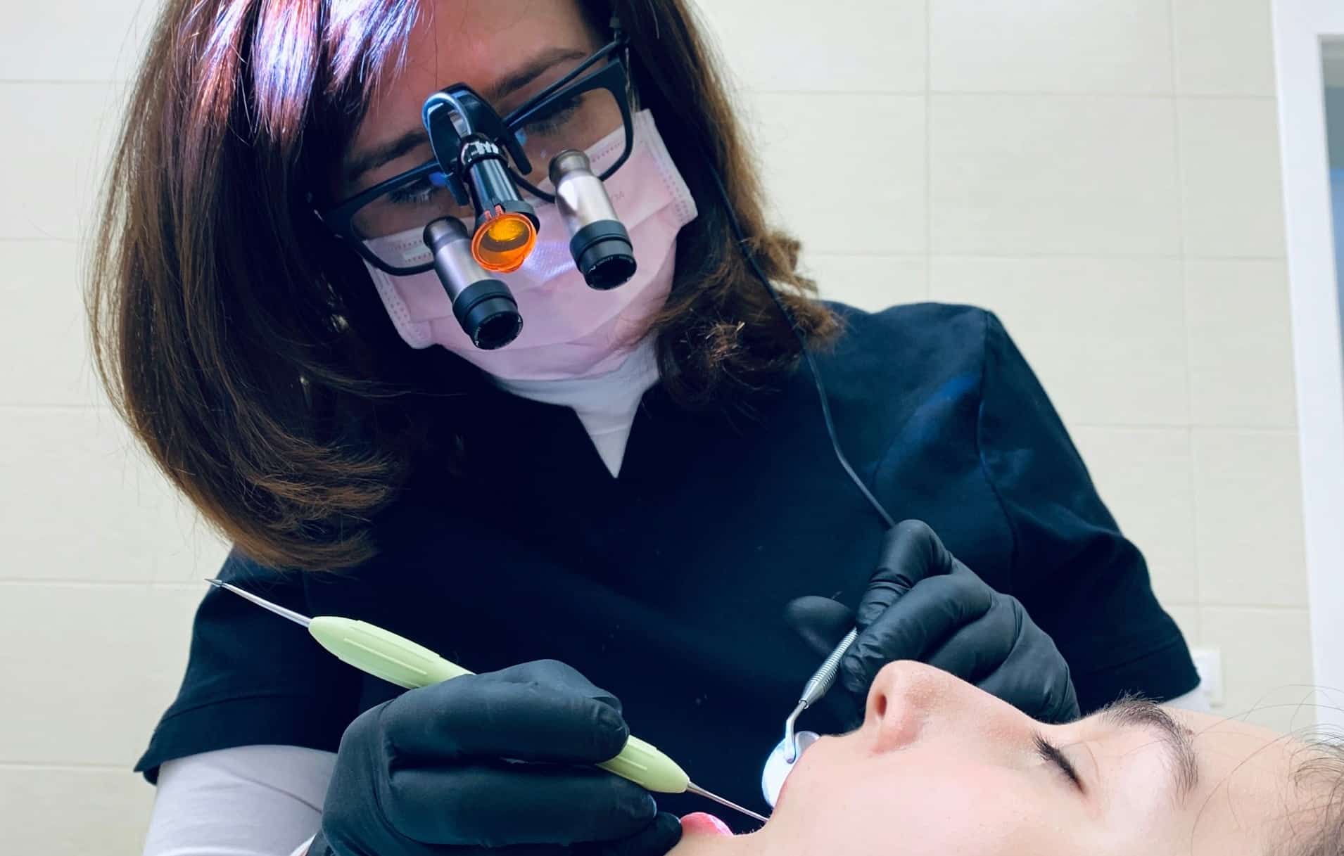 dental-hygienist